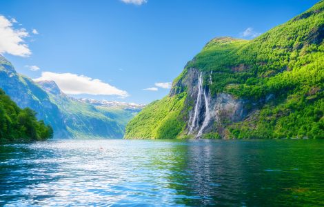 shutterstock_2494881631-min